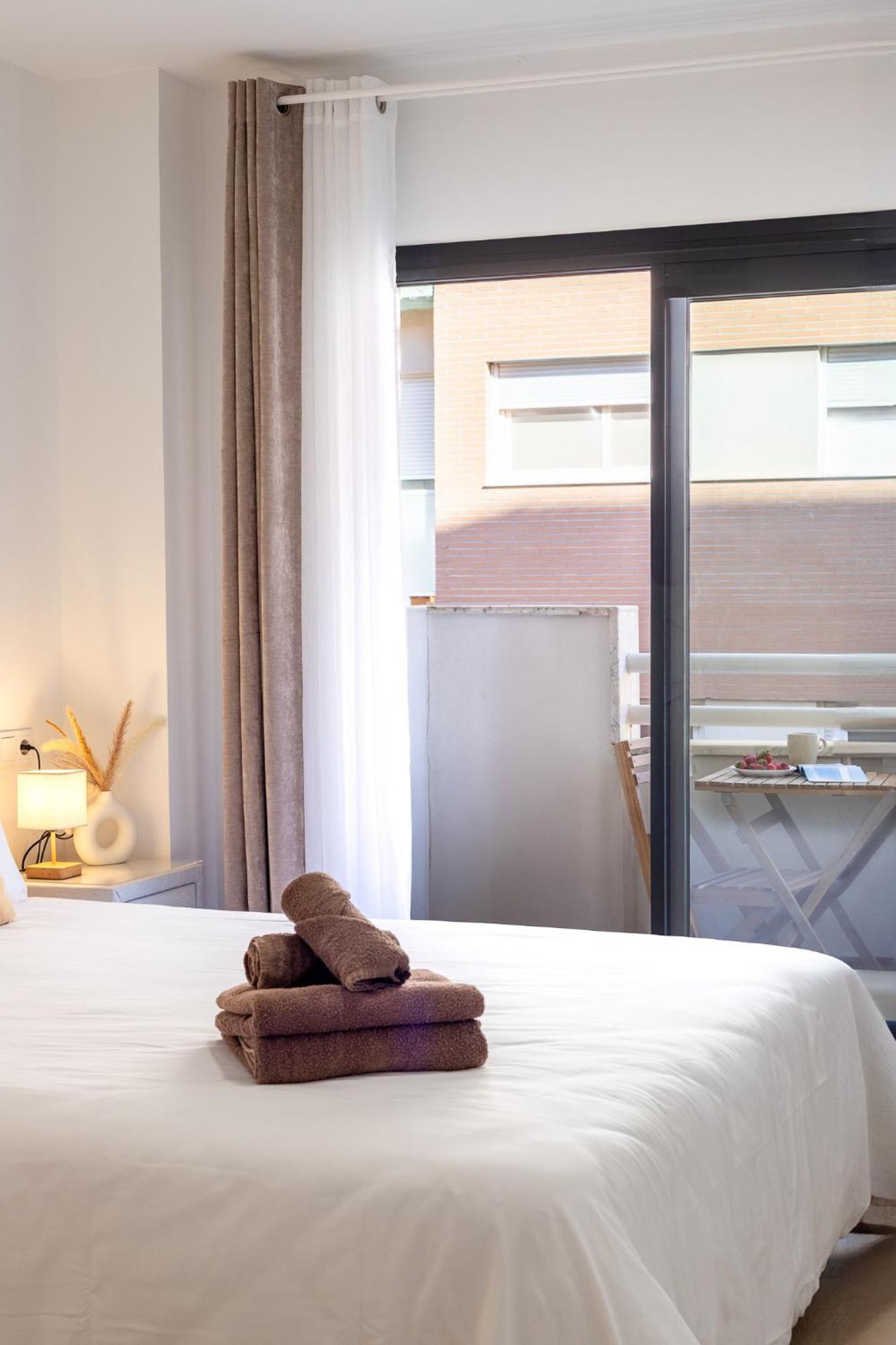 Jome Stays Alicante Centro ภายนอก รูปภาพ